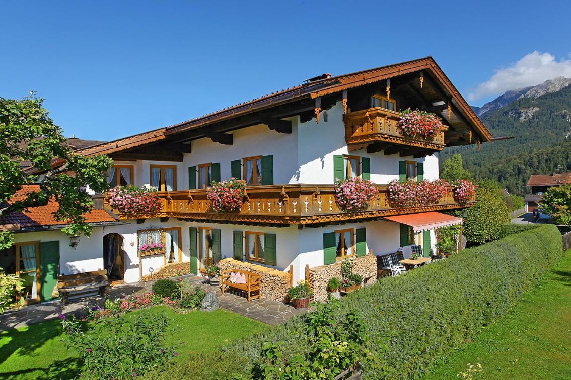 Ferienwohnungen Arnspitz Крун Экстерьер фото